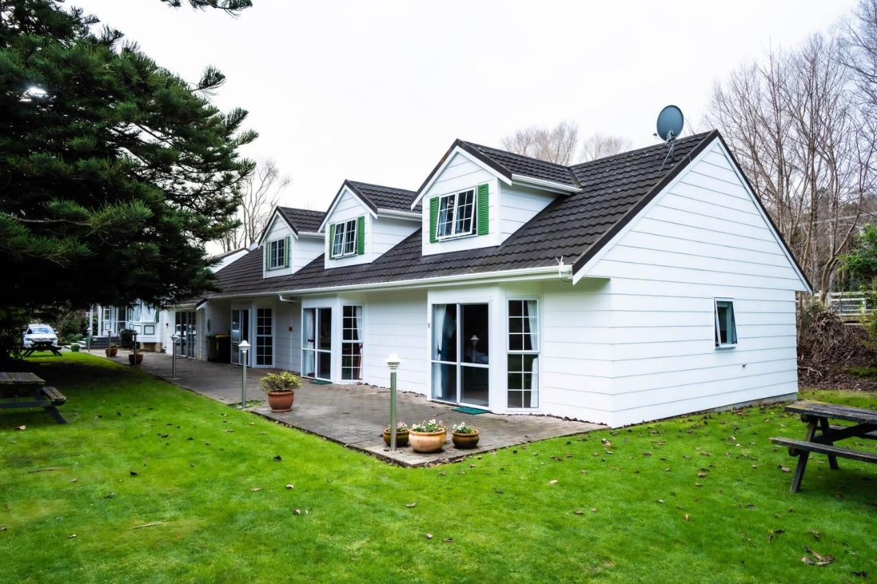 Bucket Tree Lodge Tawa Экстерьер фото