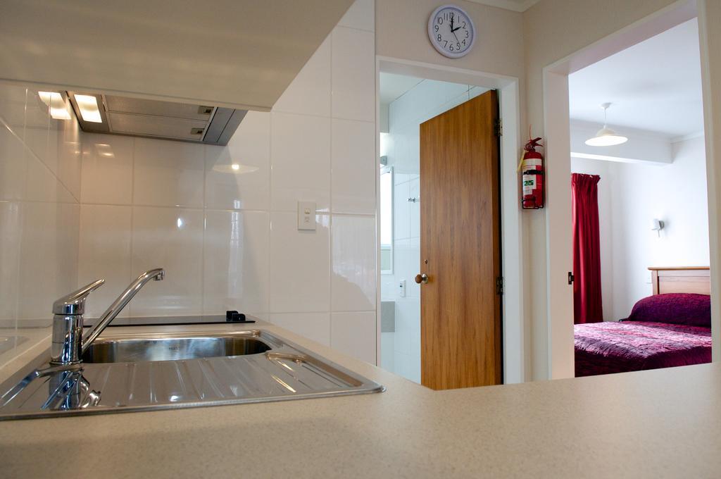 Bucket Tree Lodge Tawa Экстерьер фото